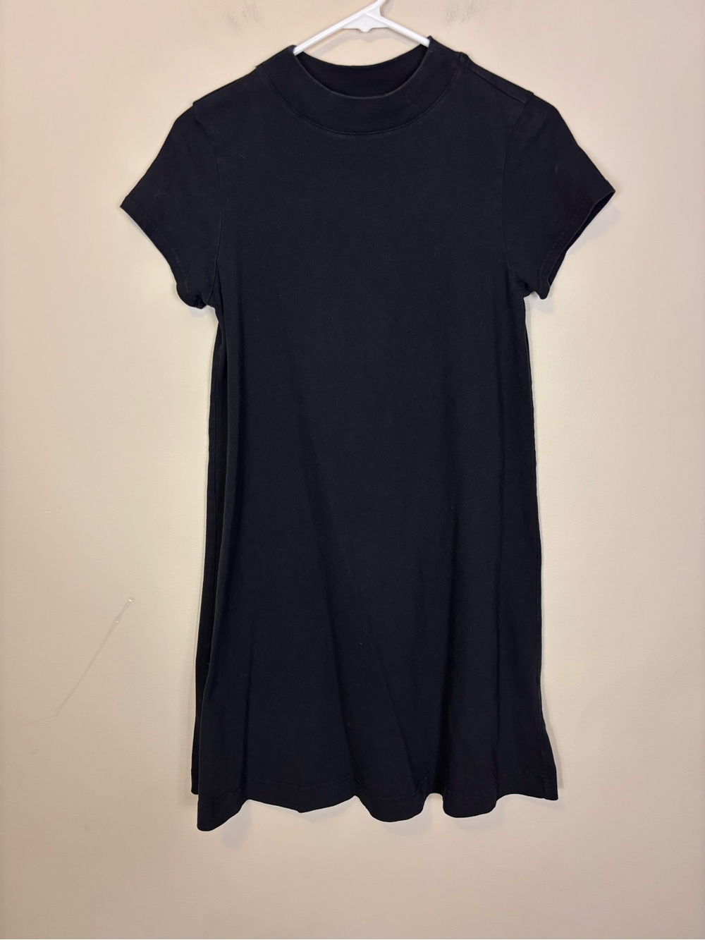 Everlane Black Short-Sleeve Midi Swing Tshirt Dress Medium